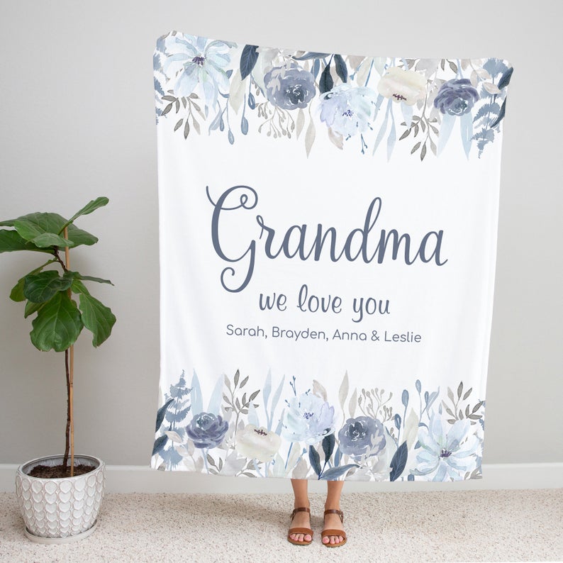 Personalized Flora Mom/Nana/Auntie We Love You Blanket |110439